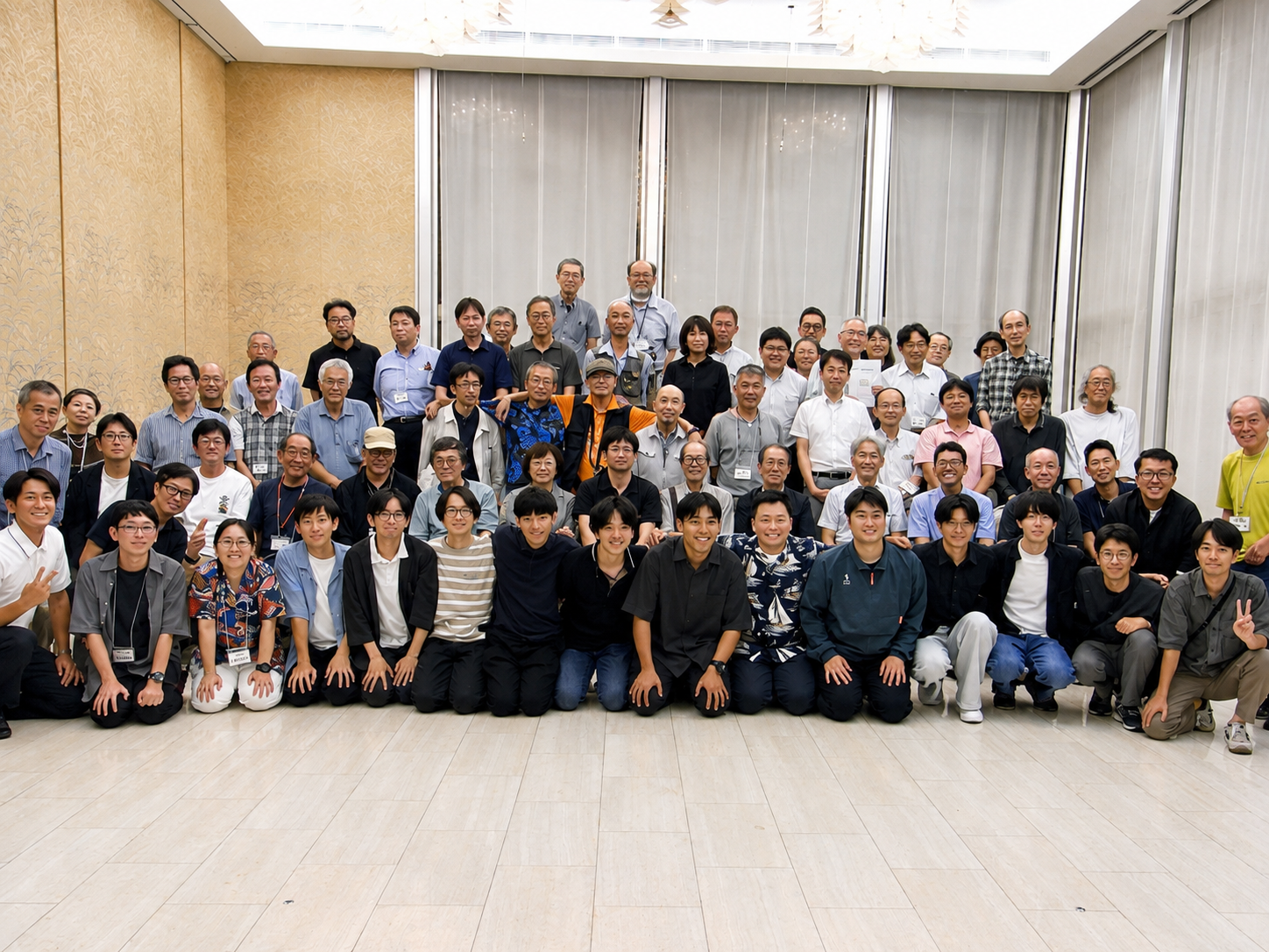第42回全国城郭研究者セミナー懇親会の集合写真